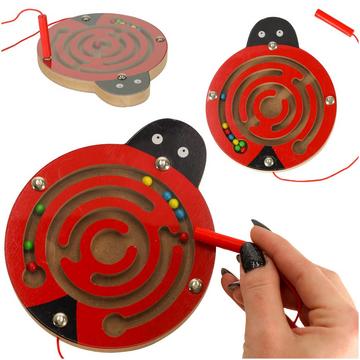 Labirinto magnetico con palline di coccinelle