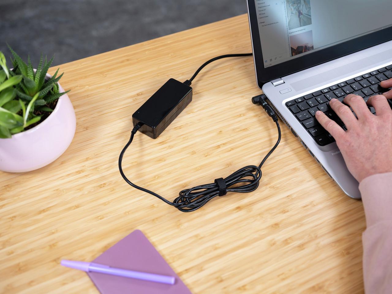 Trust  Netzteil 45 W Primo 