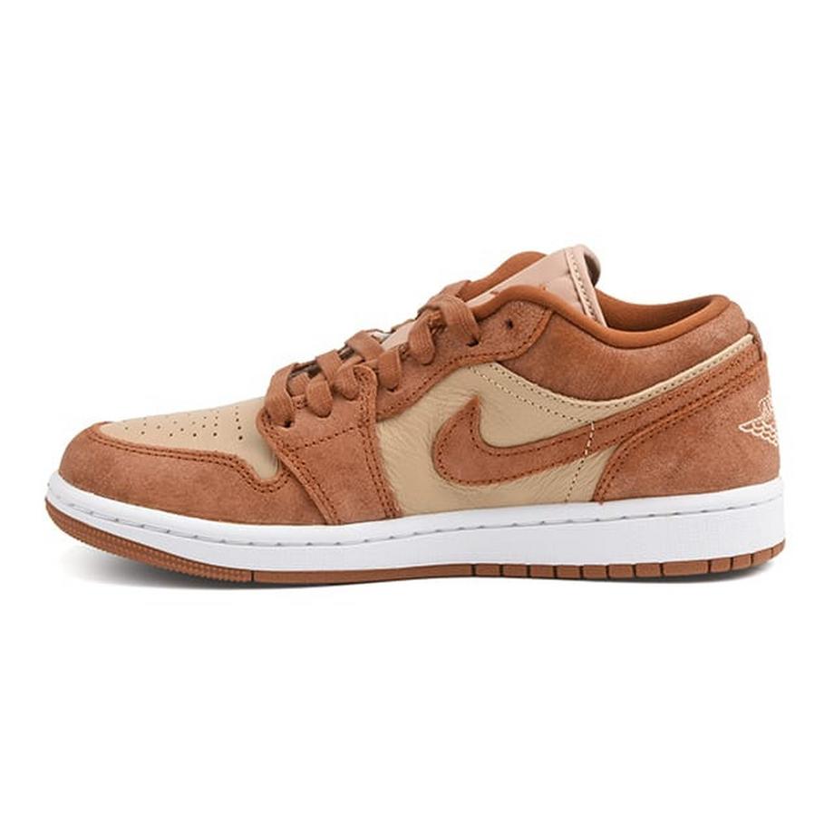 NIKE  WMNS AIR JORDAN 1 LOW SE 