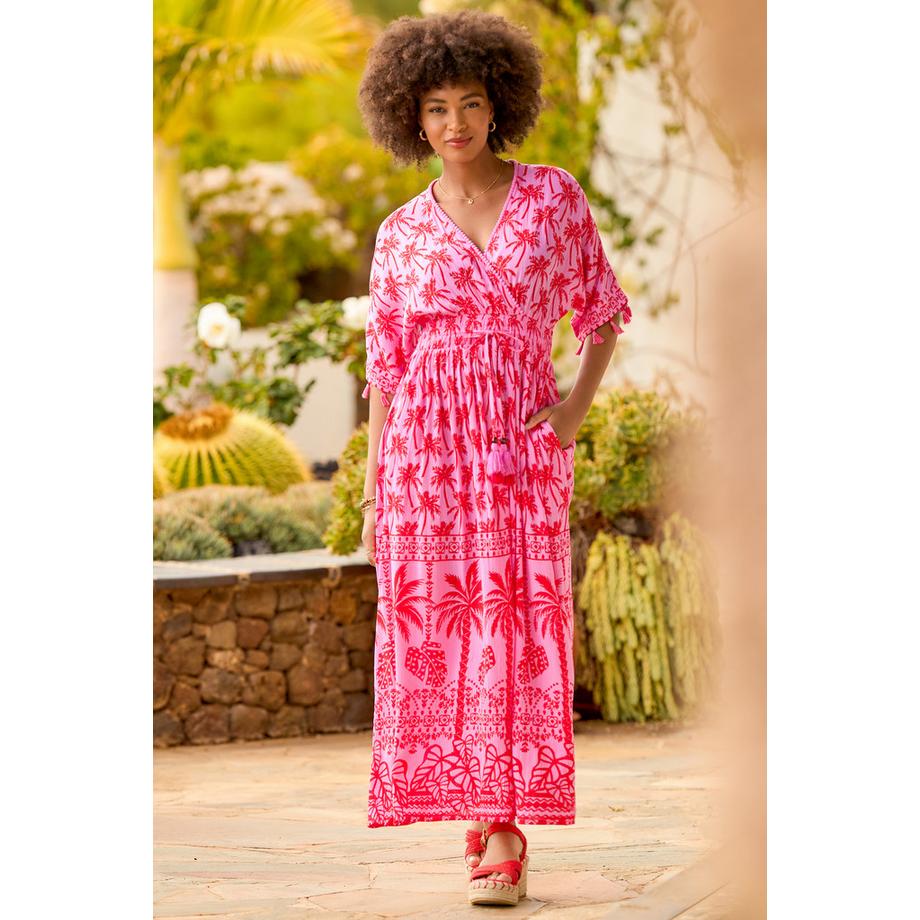 Maxikleid mit Palmenprint und Fledermausärmeln
