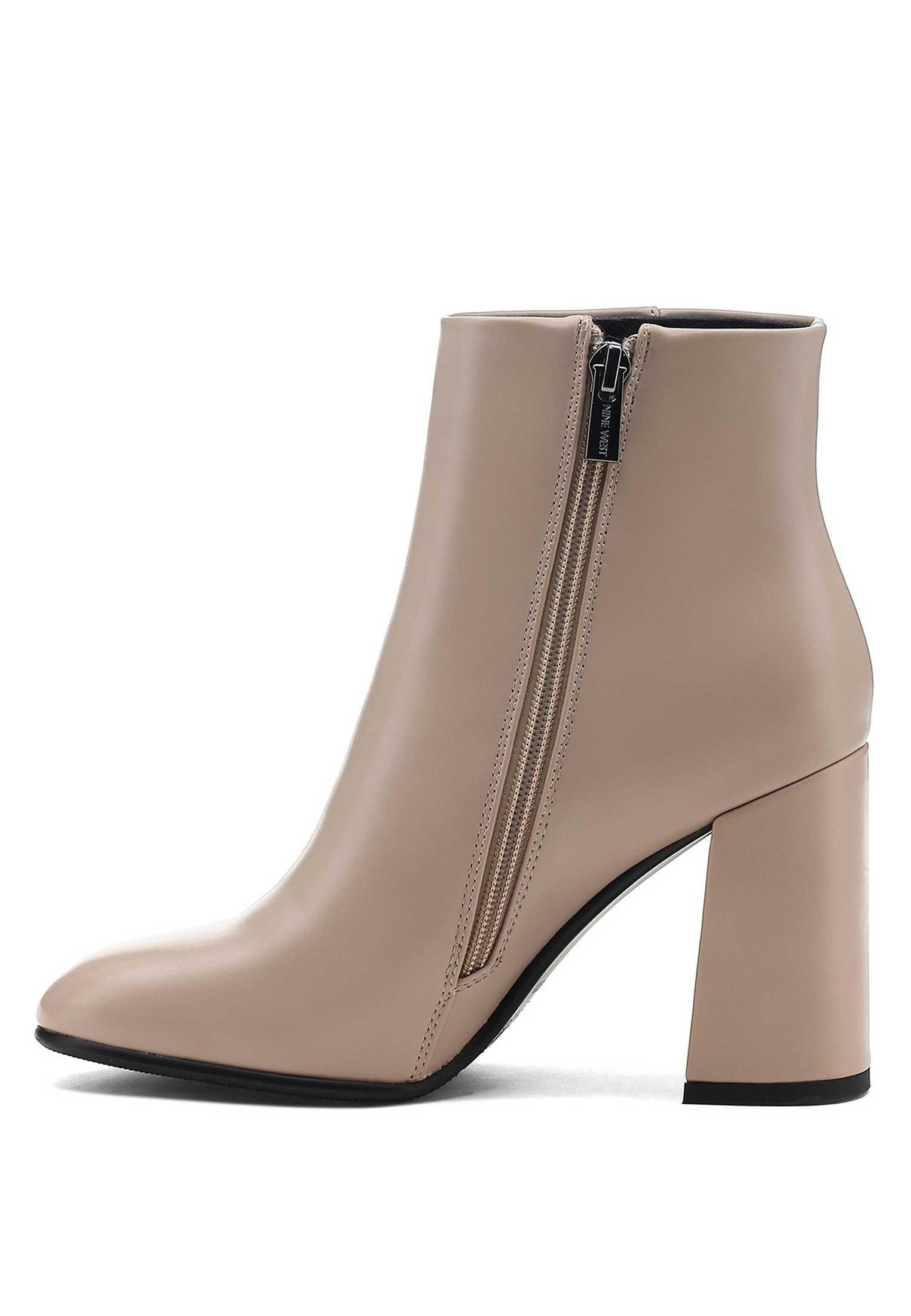 Nine West  Bootie Corah 1Pr 