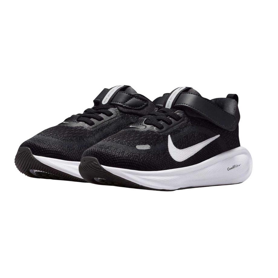 NIKE Stellar Ride Sneaker  