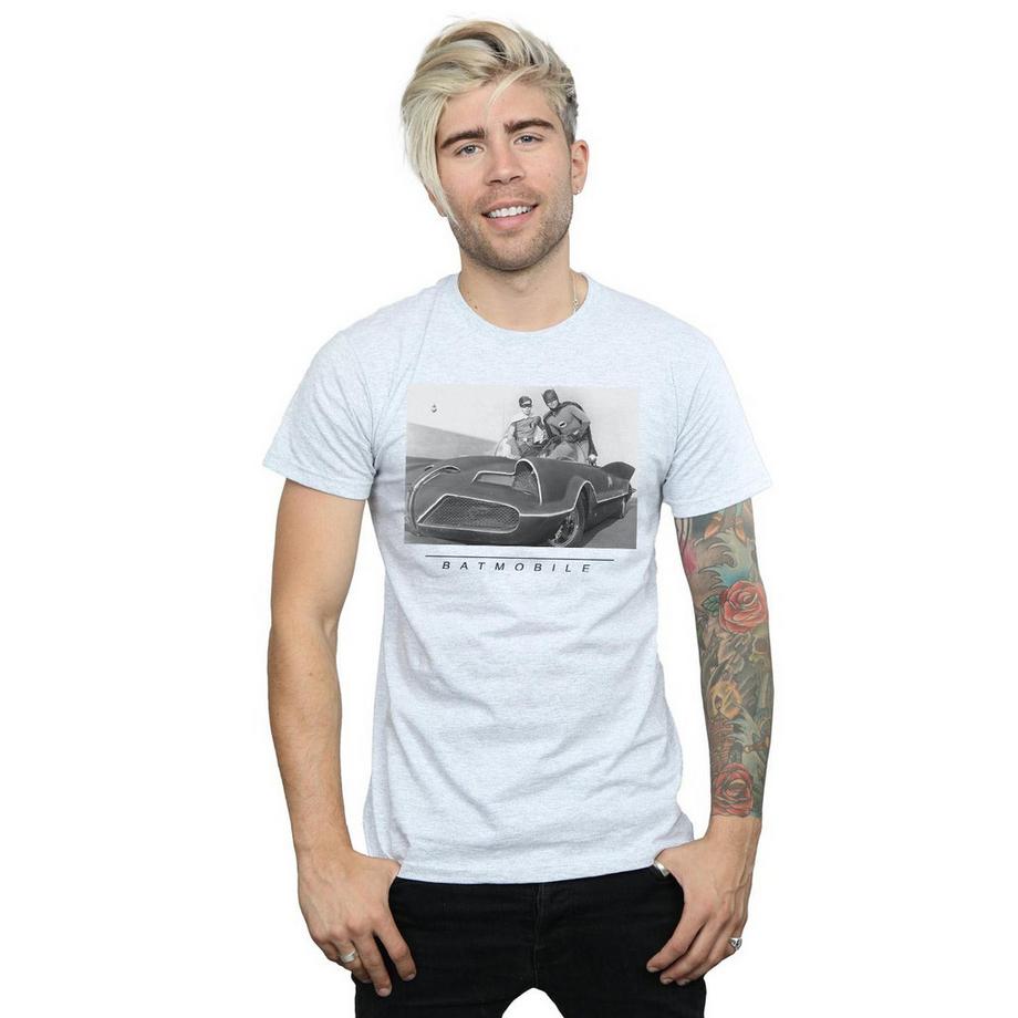 DC COMICS Batman TV Series Batmobile T-Shirt  