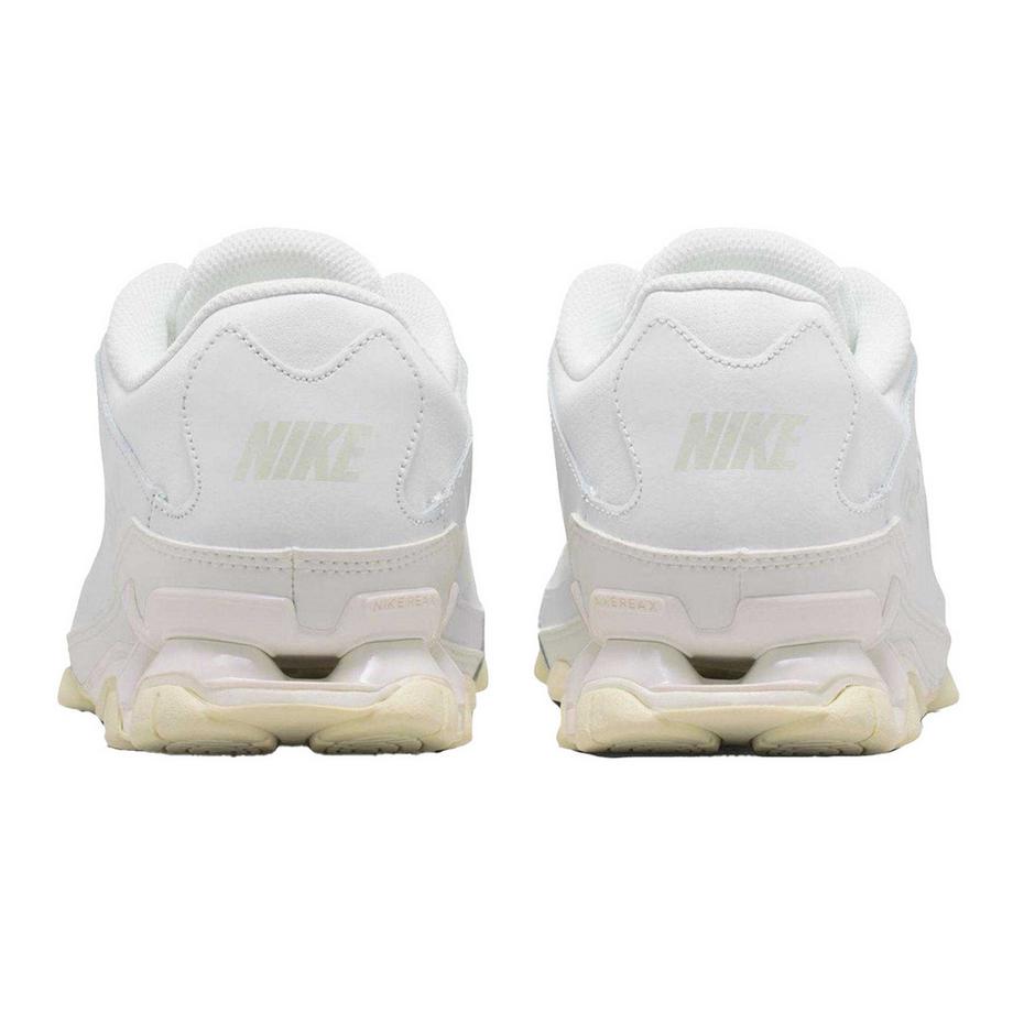 NIKE Reax 8 Tr Baskets  