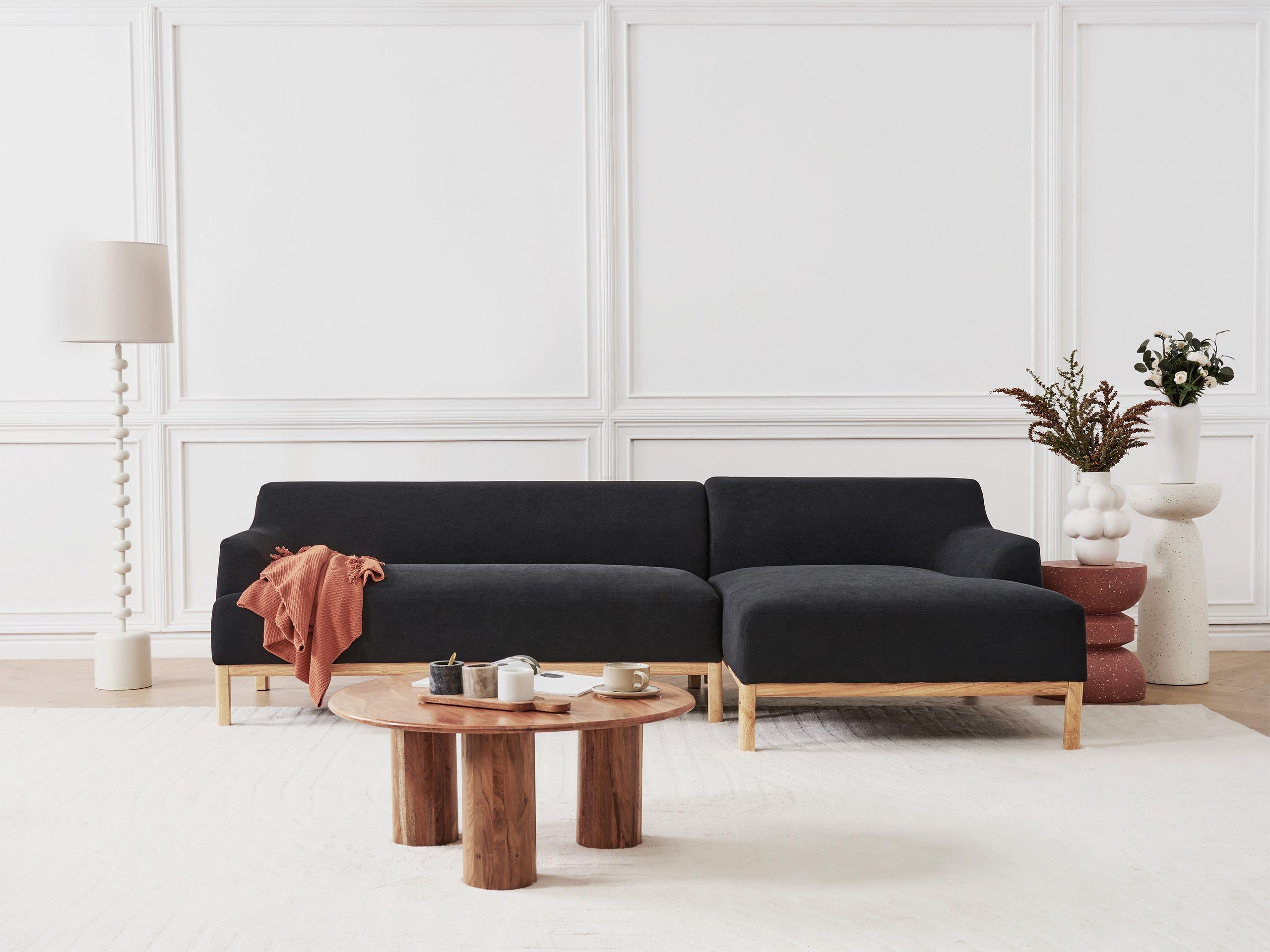 Beliani Linksseitiges Ecksofa aus Stoff Skandinavisch SOSJO  