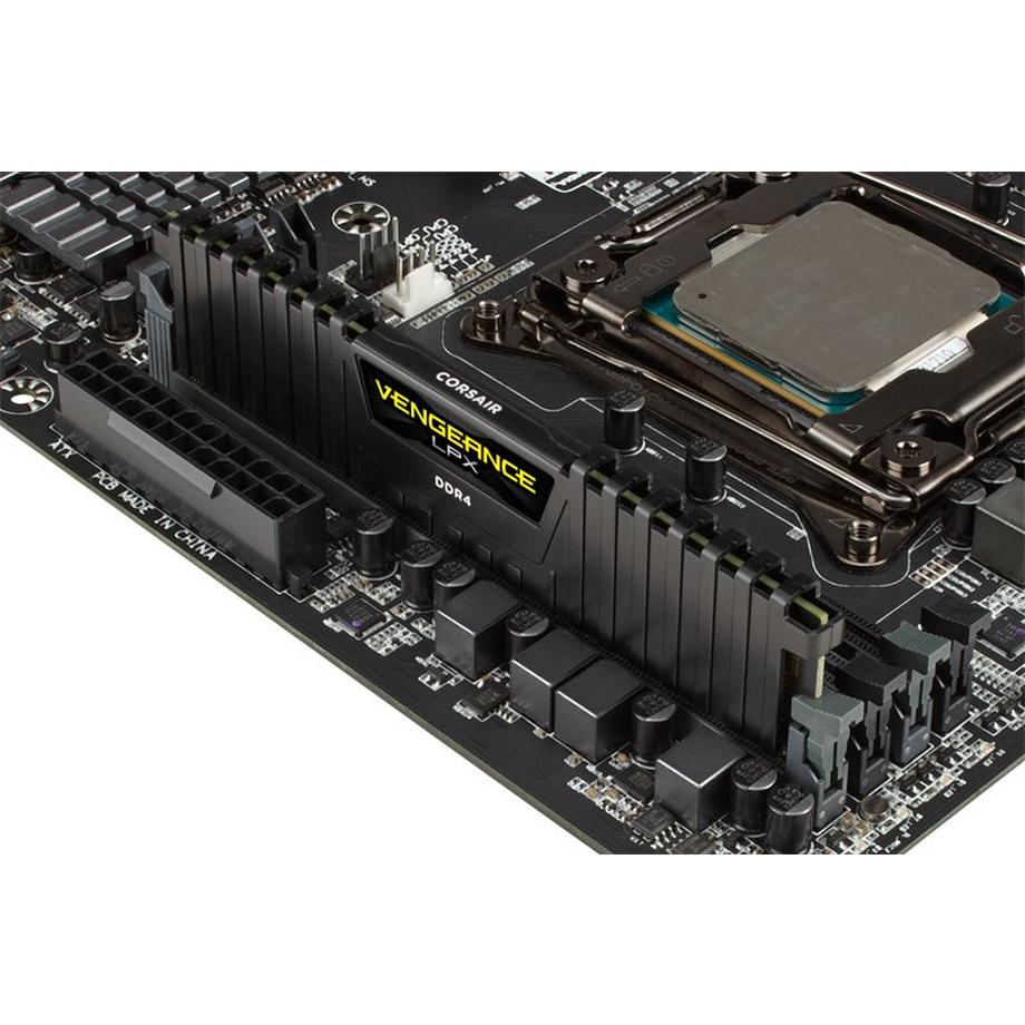 Corsair  Vengeance LPX (4 x 8GB, DDR4-2666, DIMM 288) 