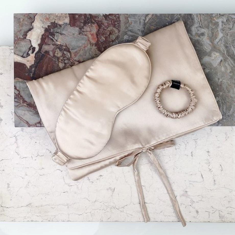 AILORIA  TRAVEL SET BEAUTY S Borsa di seta, maschera per il sonno e scrunchie S 