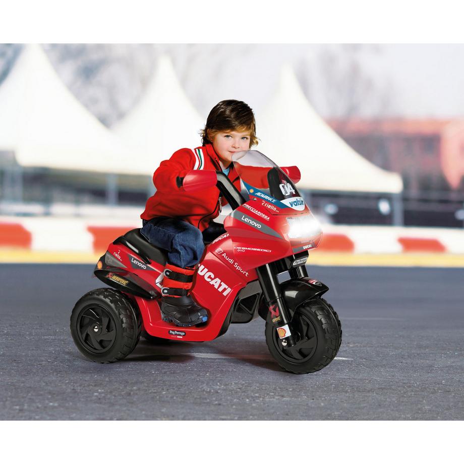 Peg-Perego  Ducati Desmosedici Evo 6V inkl. Akku und Ladegerät 
