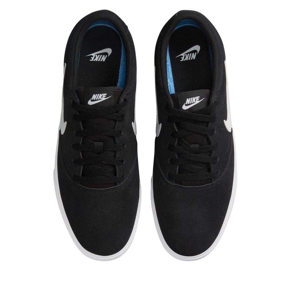 NIKE Chaussures Charge Coupe Basse en Daim  