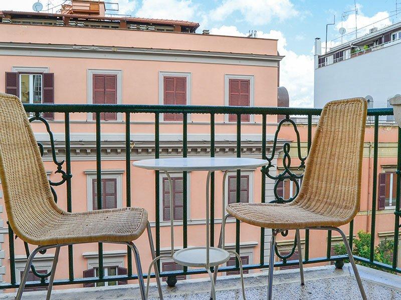 Smartbox  Romantiche fughe in Italia: 2 notti nelle città più belle - Cofanetto regalo 