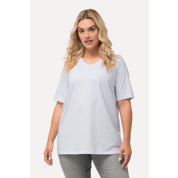 T-shirt à manches courtes et col en V. Coupe évasée.