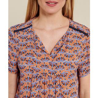 Damart  Blouse galon aux épaules. 