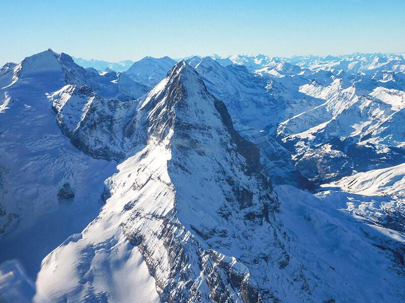 Smartbox  Volo panoramico in aeroplano sulle Alpi svizzere - Cofanetto regalo 