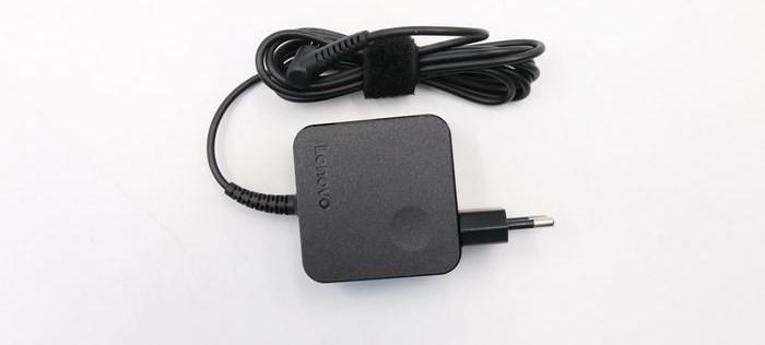 lenovo  AC Adapter 45W, 20V, 2.25A - schwarz 