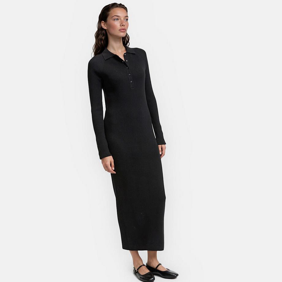 Robe pull longue à col polo et manches longues