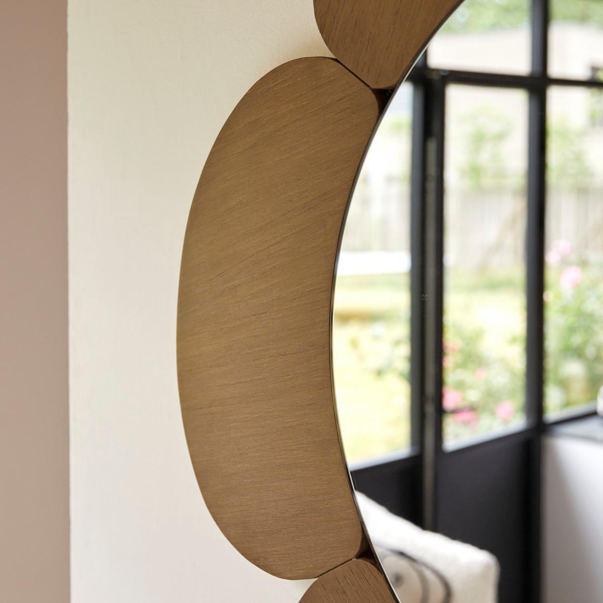 Tikamoon Spiegel mit hellem Mindiholz-Rahmen 110 x 110 cm Sara  