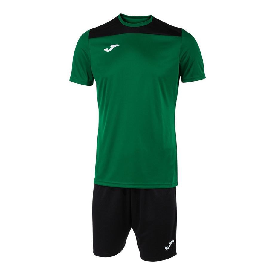set aus trikot und shorts