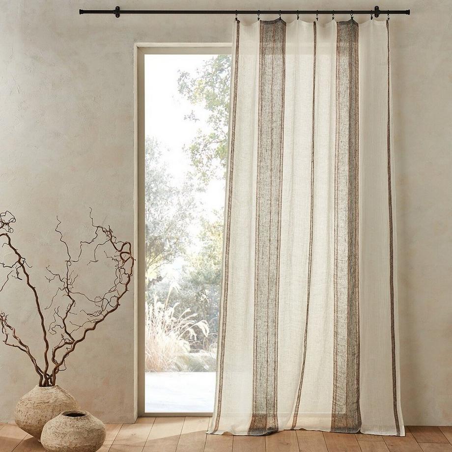 Vorhang Mangilano
