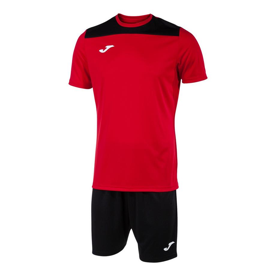 set aus trikot und shorts