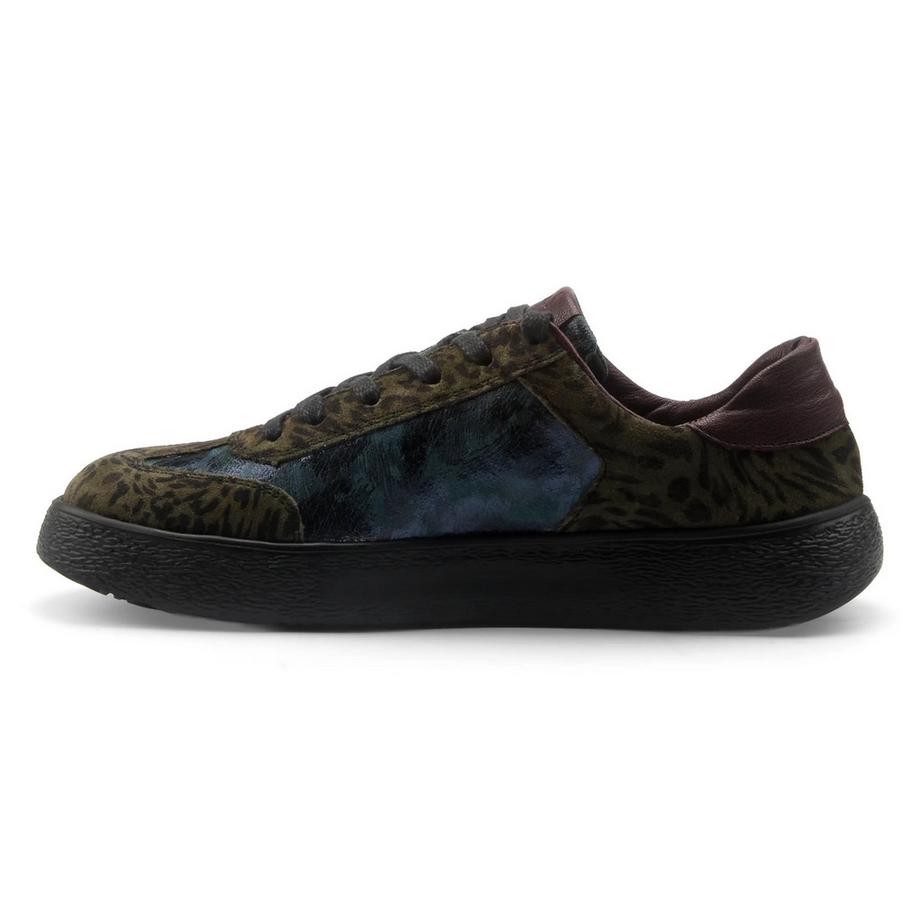 Think Turna Light Low-Cut Sneaker  