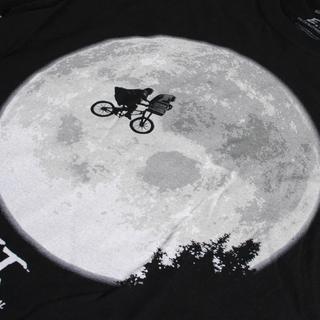 E.T. the Extra-Terrestrial E.T. The Extra-Terrestrial T-Shirt Scena della Luna  