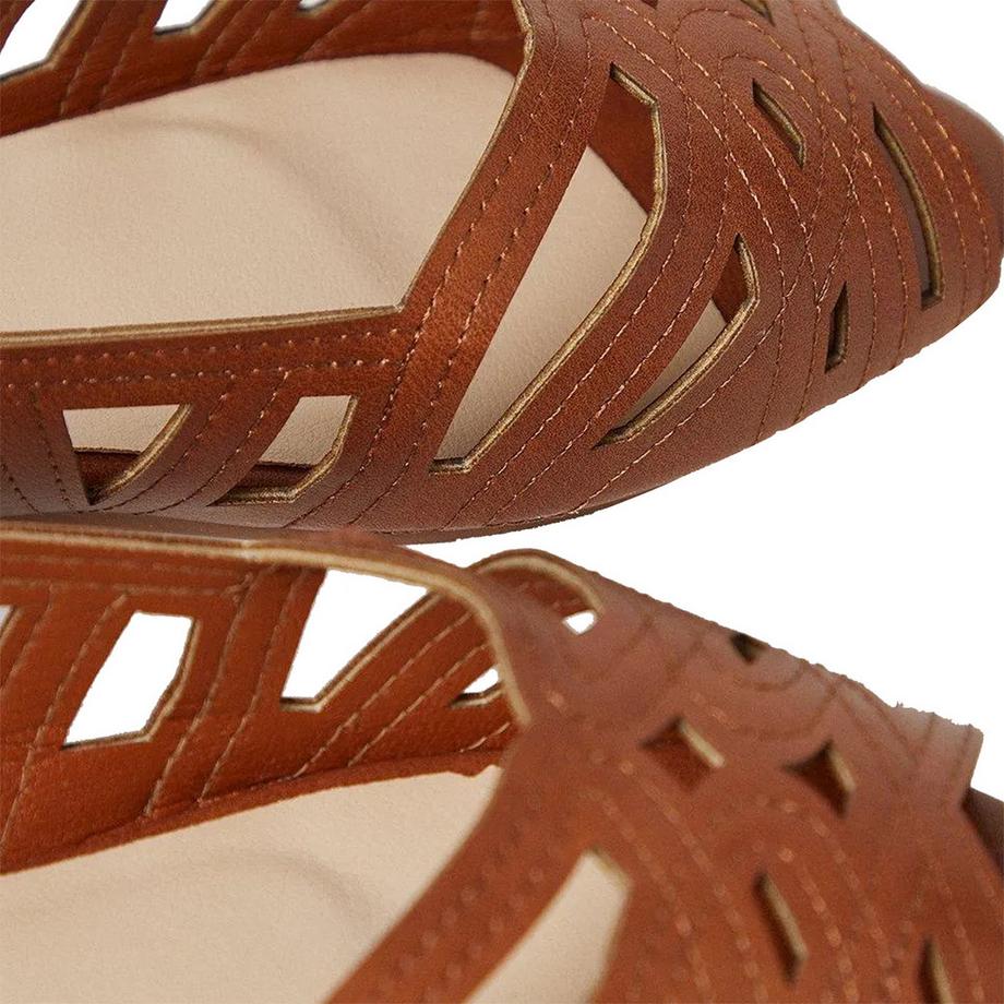 Dorothy Perkins Prim Laser Cut Peep Toe Ballerine  