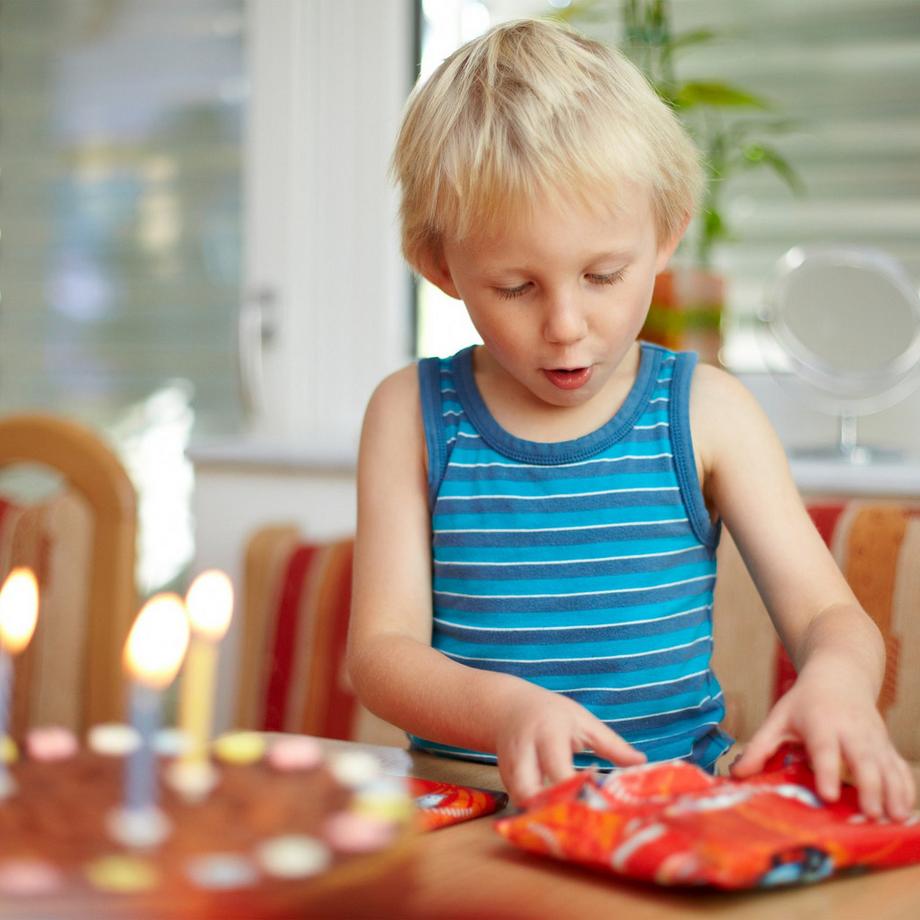 B2X  Geburtstagskerzen 152 Teile 