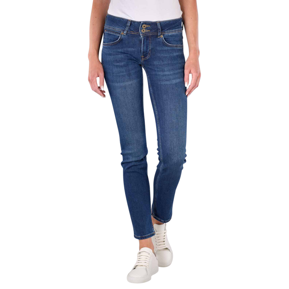 Venus Slim Fit