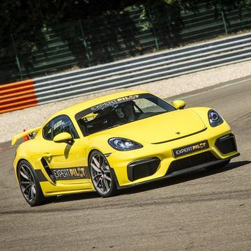 Pilotage "Silver", 4 tours sur circuit avec une Porsche GT4 ou une Audi R8 (pour 1 personne)