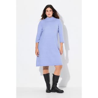 Ulla Popken  Robe en maille, manches 3/4 et col montant, coupe évasée 