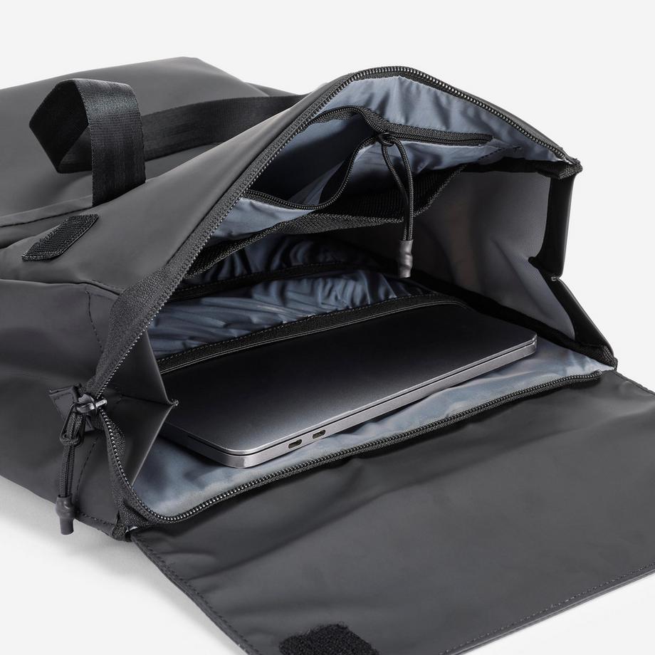 DECATHLON  Sac à dos imperméable avec compartiment ordinateur 