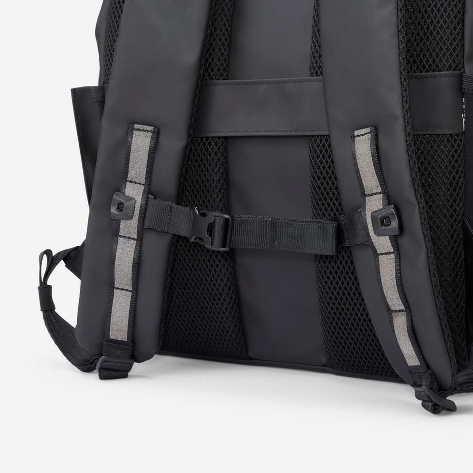 DECATHLON  Sac à dos imperméable avec compartiment ordinateur 