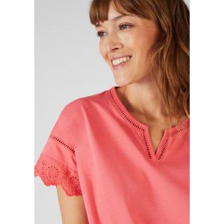 Damart  Tee-shirt broderies anglaises en pur coton biologique. 