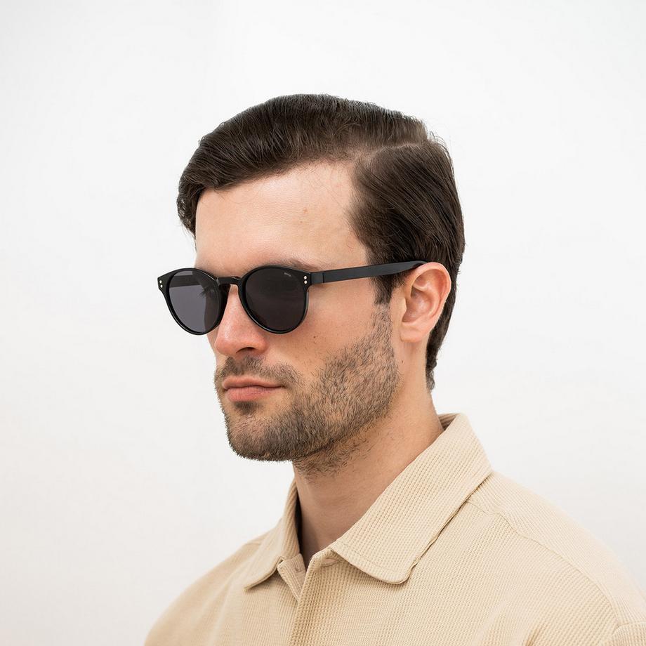 INVU Polarisierte Sonnenbrille mit Etui  