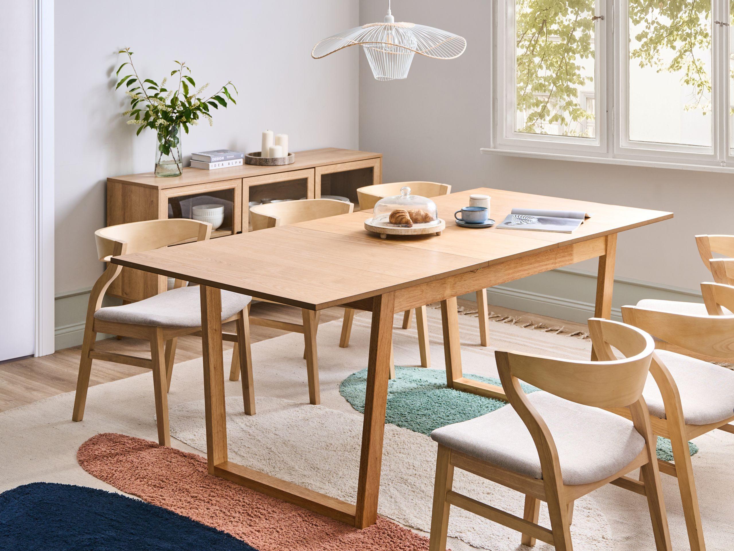 Beliani Ausziehbarer Esstisch aus MDF-Platte Rustikal CAMDEN  