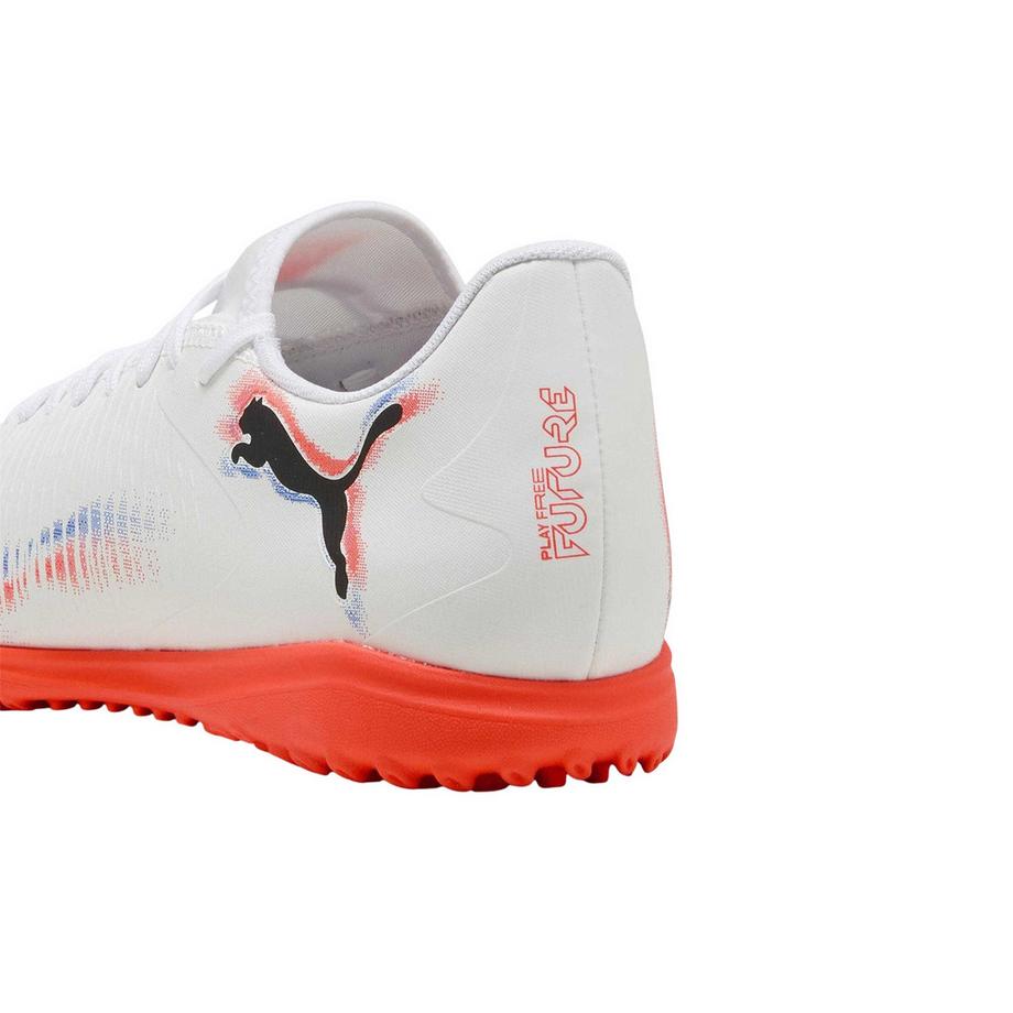 PUMA Chaussures de Football Future 8 Play pour Gazon Synthétique  