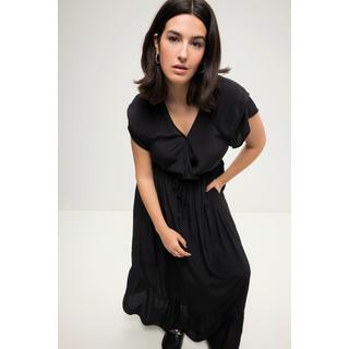 Studio Untold  Robe maxi coupe straight à taille élastique 