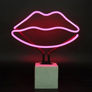 Locomocean Lampe de table en verre néon avec socle en béton - Lèvres  