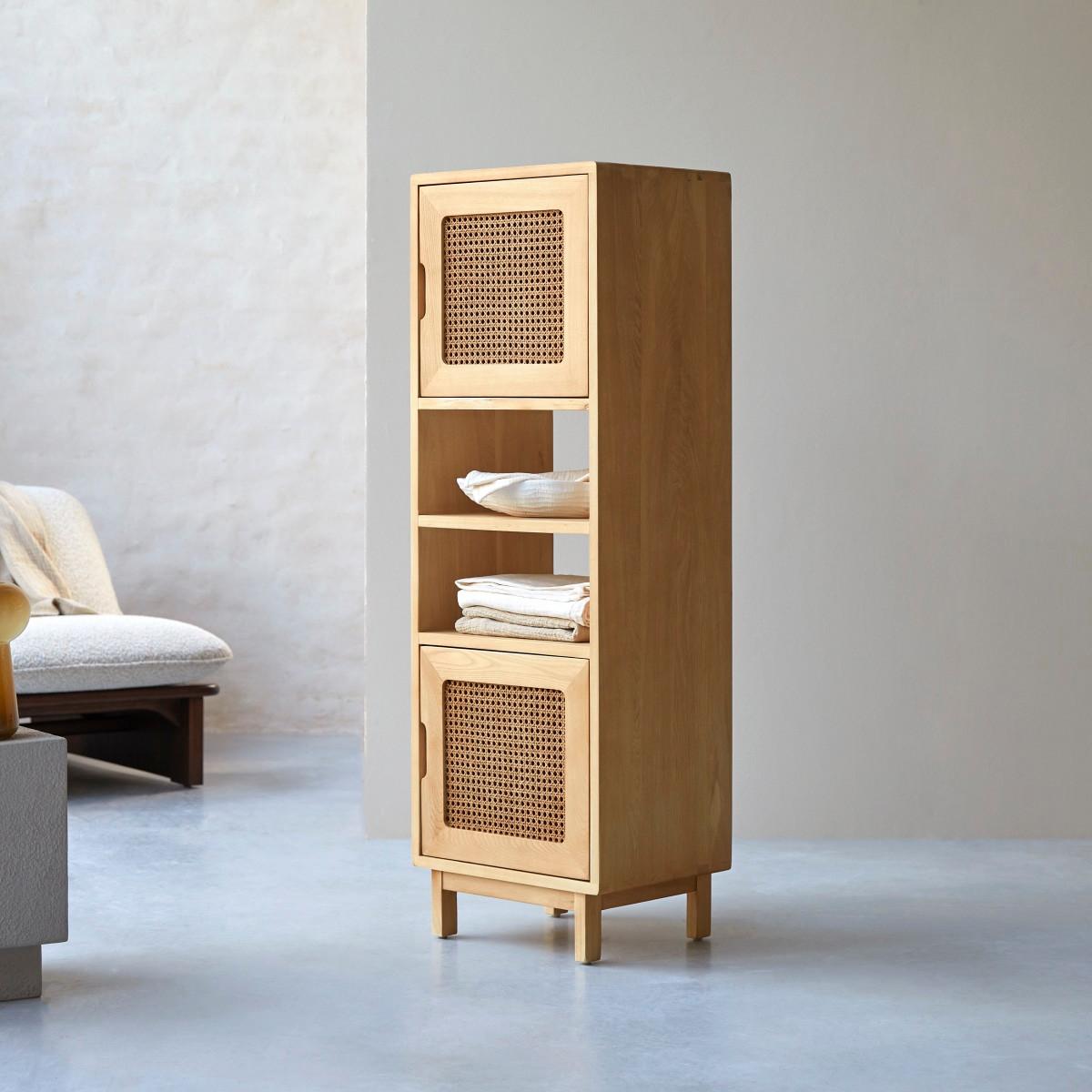 Tikamoon Libreria alta in legno di olmo massello e rattan Luis  