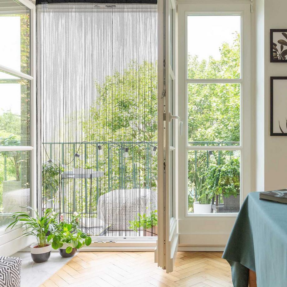 B2X  Schwarze Vorhänge 