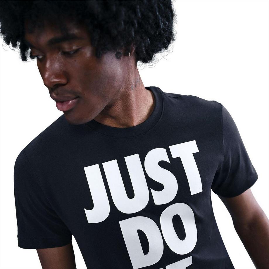 NIKE T-Shirt Sportswear Club Léger  