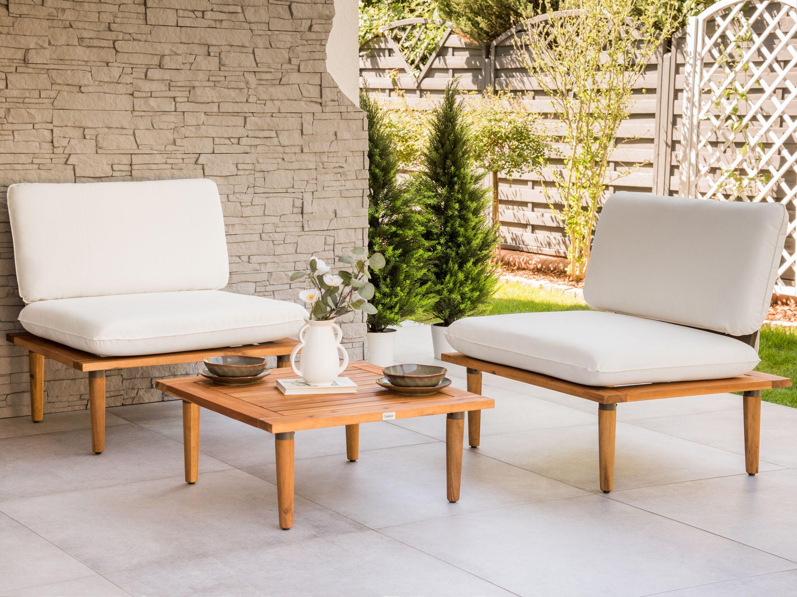 Beliani Set divani con tavolino en Legno d'acacia certificato FSC® Scandinavo FRASCATI  