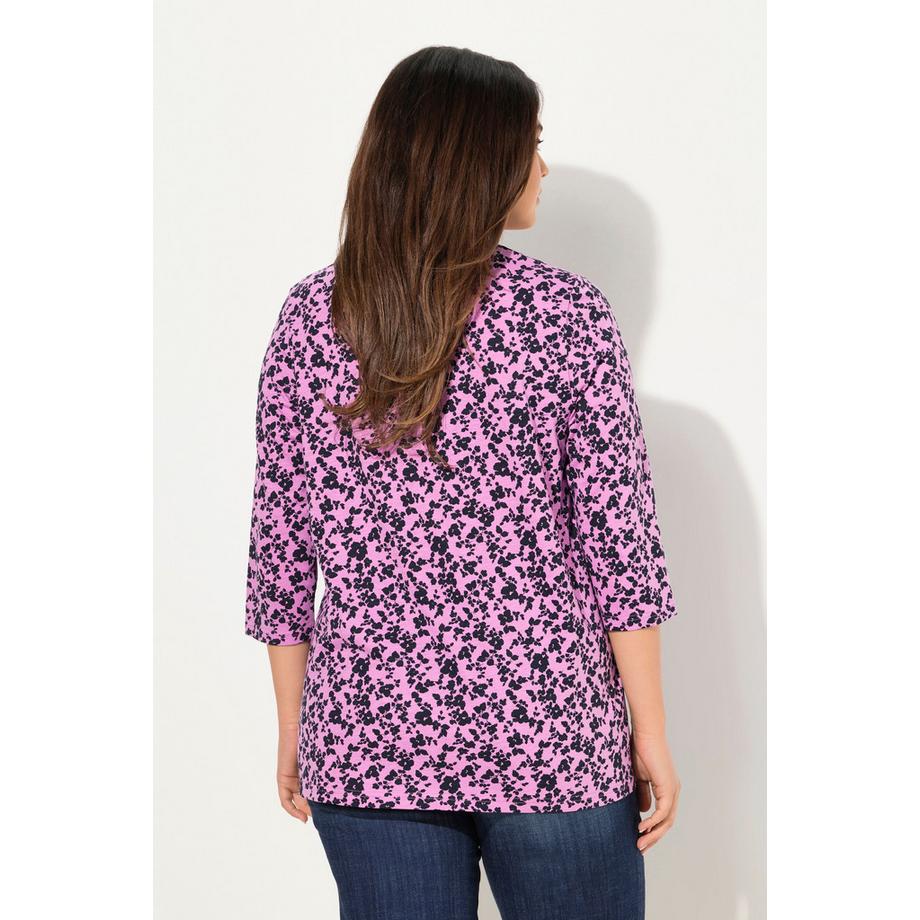 Ulla Popken T-shirt svasata scollo a V con pieghe decorative e maniche 3/4  