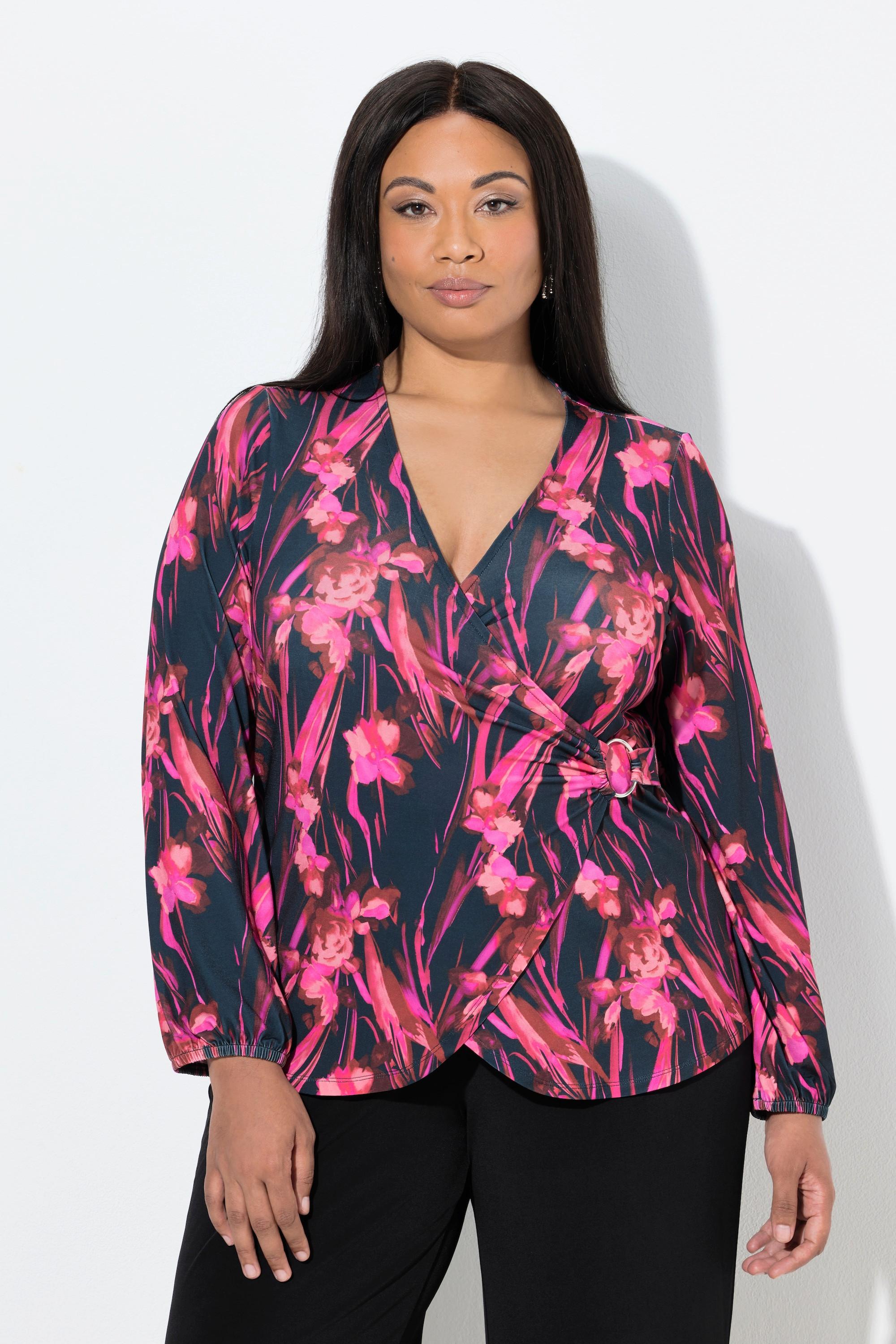 Ulla Popken T-shirt à fleurs esprit cache-cœur décolleté en V manches longues  