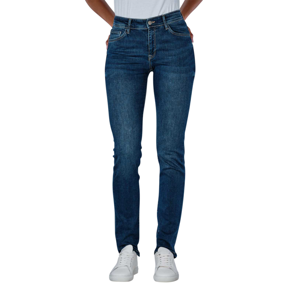 Anya Slim Fit