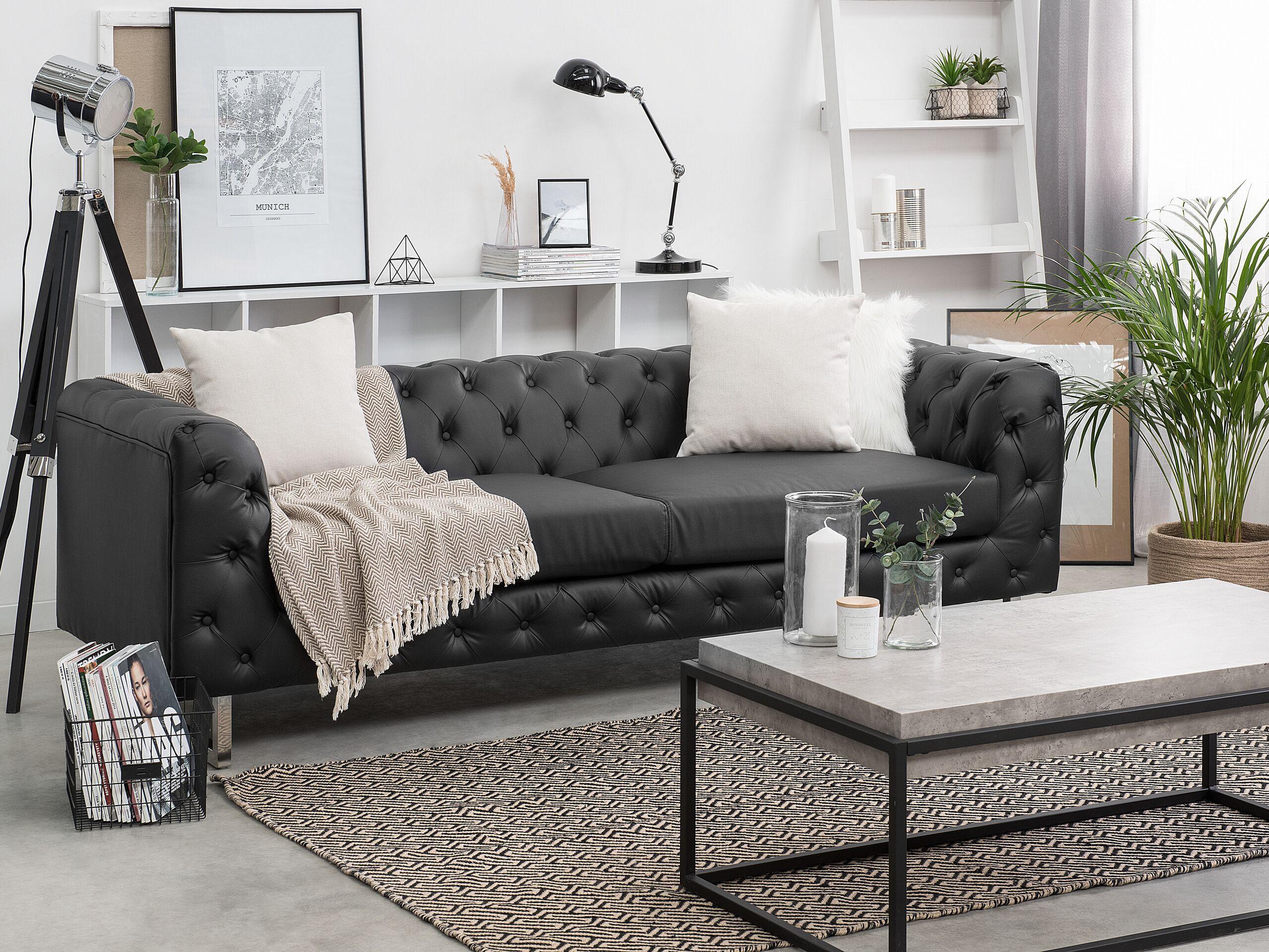 Beliani 3 Sitzer Sofa aus Kunstleder Glamourös VISSLAND  