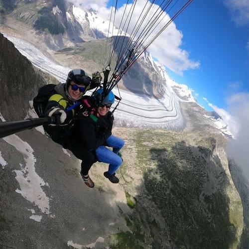 Geschenkidee  Gleitschirmflug in Aletsch - 45 Minuten (für 1 Person) 