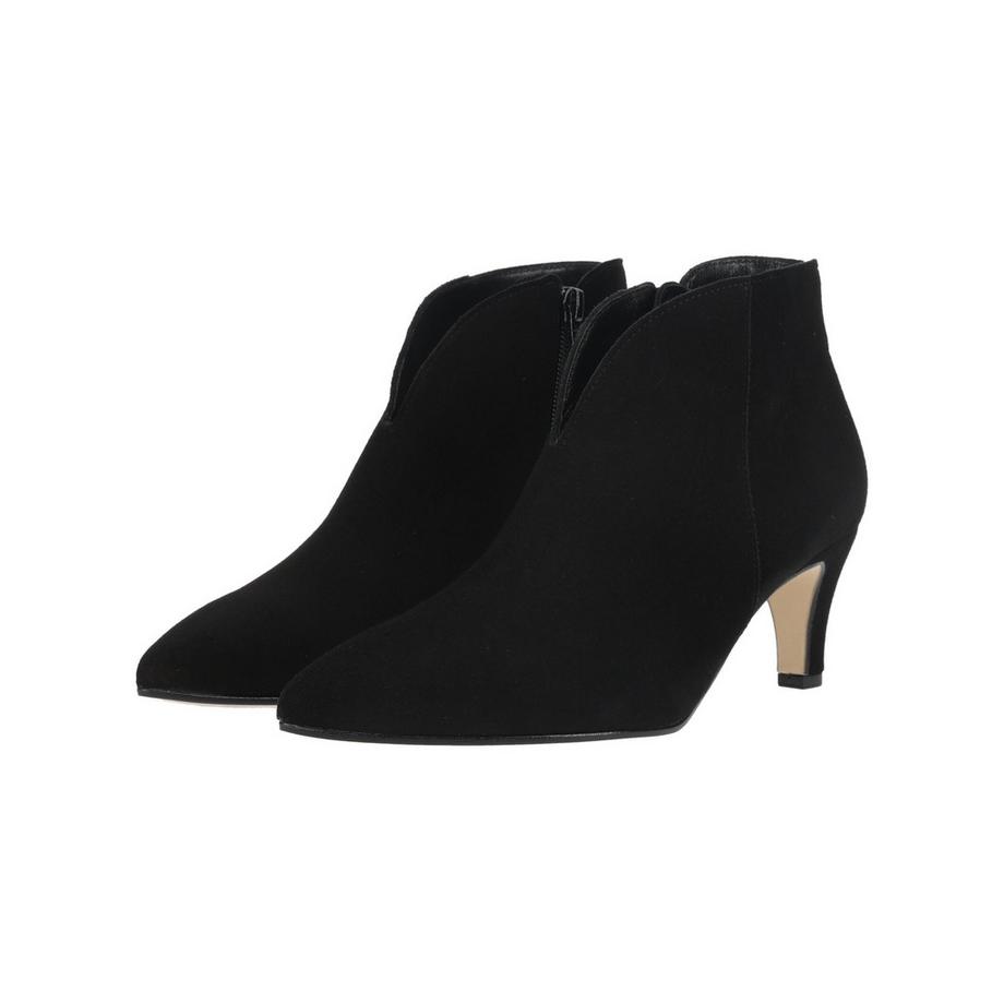 Gabor Spitz zulaufende Stiefelette mit niedrigem Absatz  