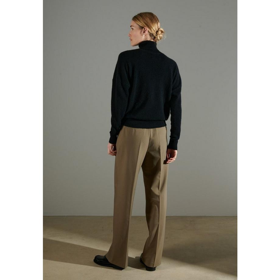 Studio Cashmere8 NAMI 7 Maglia dolcevita oversize Cashmere  