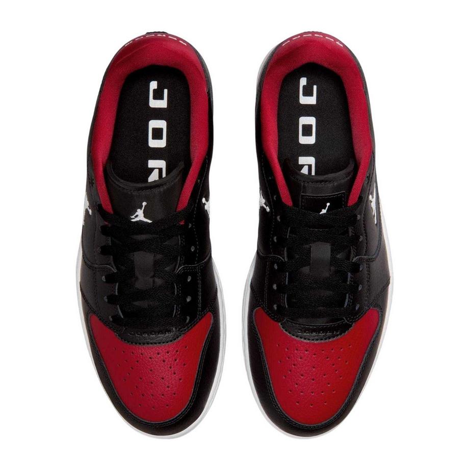 NIKE Baskets Air Jordan Court Connect en Cuir  